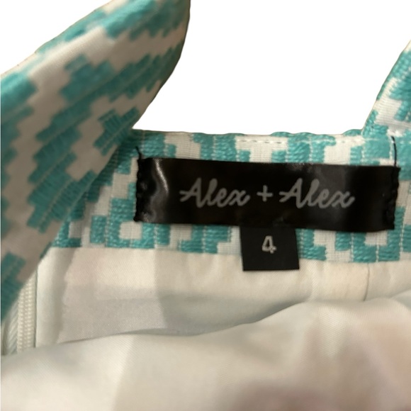 NWOT Ikat Pattern Fitted Dress - Picture 4 of 4